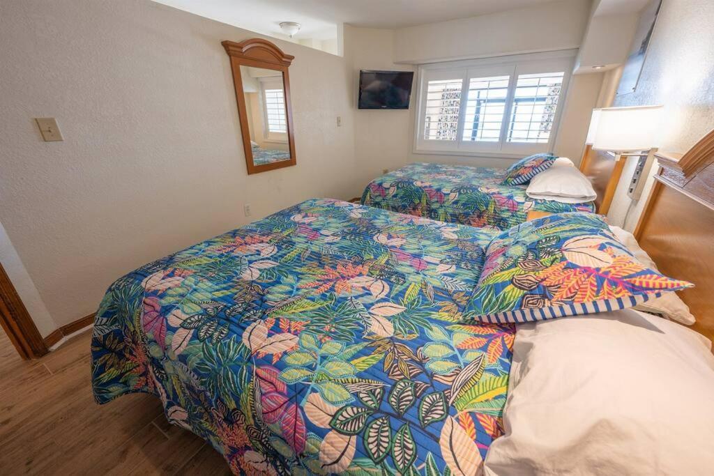New Remodeled Direct Oceanfront Views Beach Cove Myrtle Beach Exterior photo